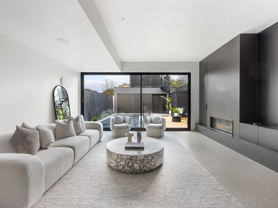 60A Oxford Street, Newport