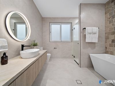 26 Water St, Cabramatta West