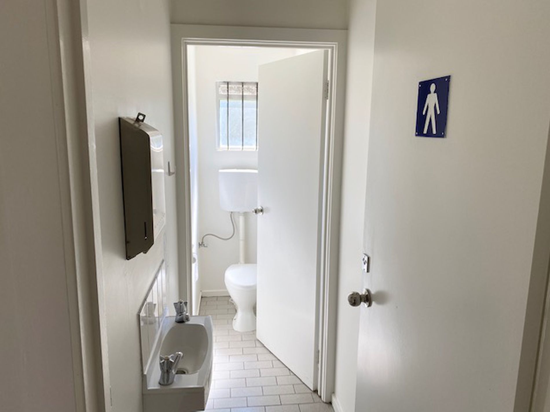 86 Watton Street, Werribee