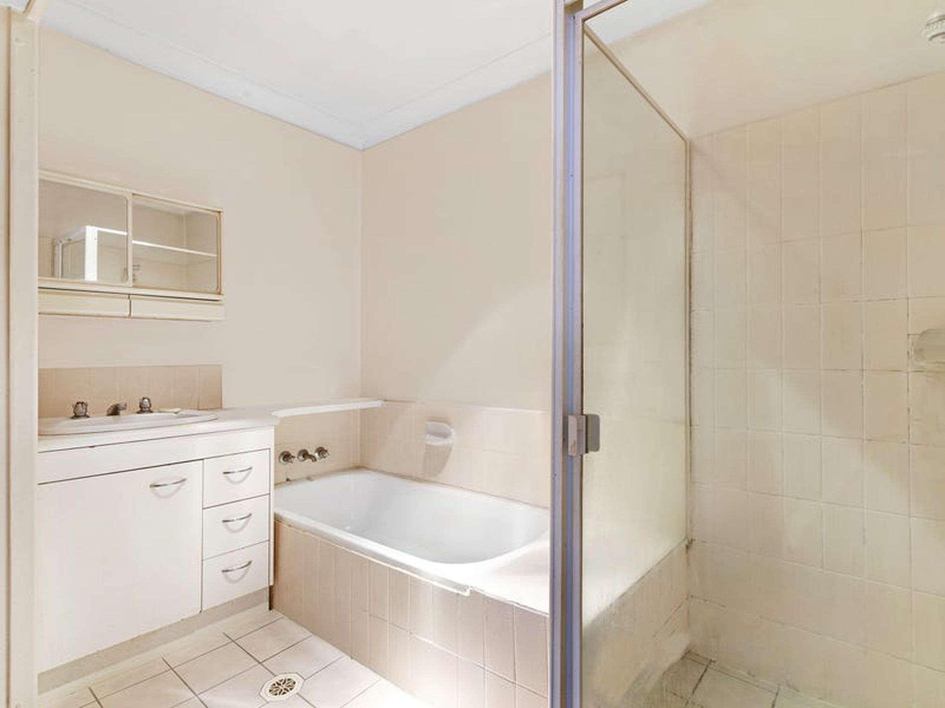 CURRUMBIN RAAS Property Group