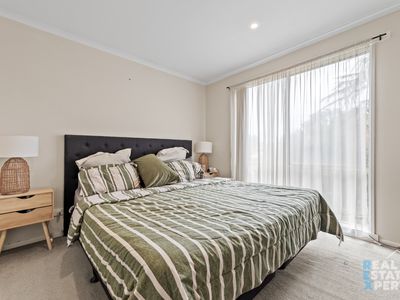 6 Nilufa Court, Hampton Park