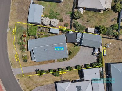 17 Sunset Avenue, Woodgate