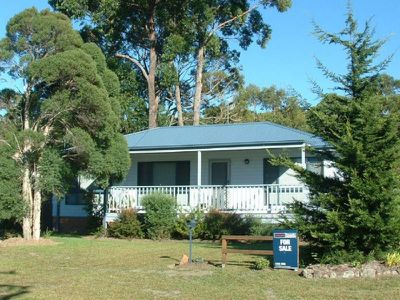 2 Stella Way, Lake Tabourie