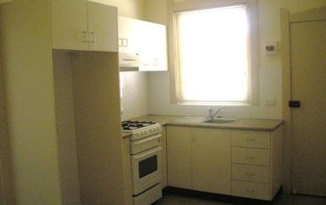 2 / 1 Barker St, Kingsford
