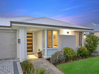 10 Fairy Parade, Alkimos