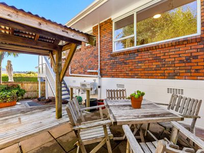 2/63 Ocean View Road, Hillcrest