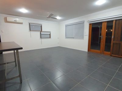 12 Prince Street, Urangan