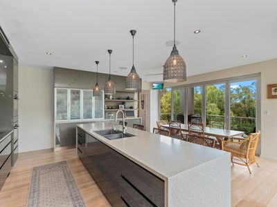 1 Stirling Drive, Castle Hill