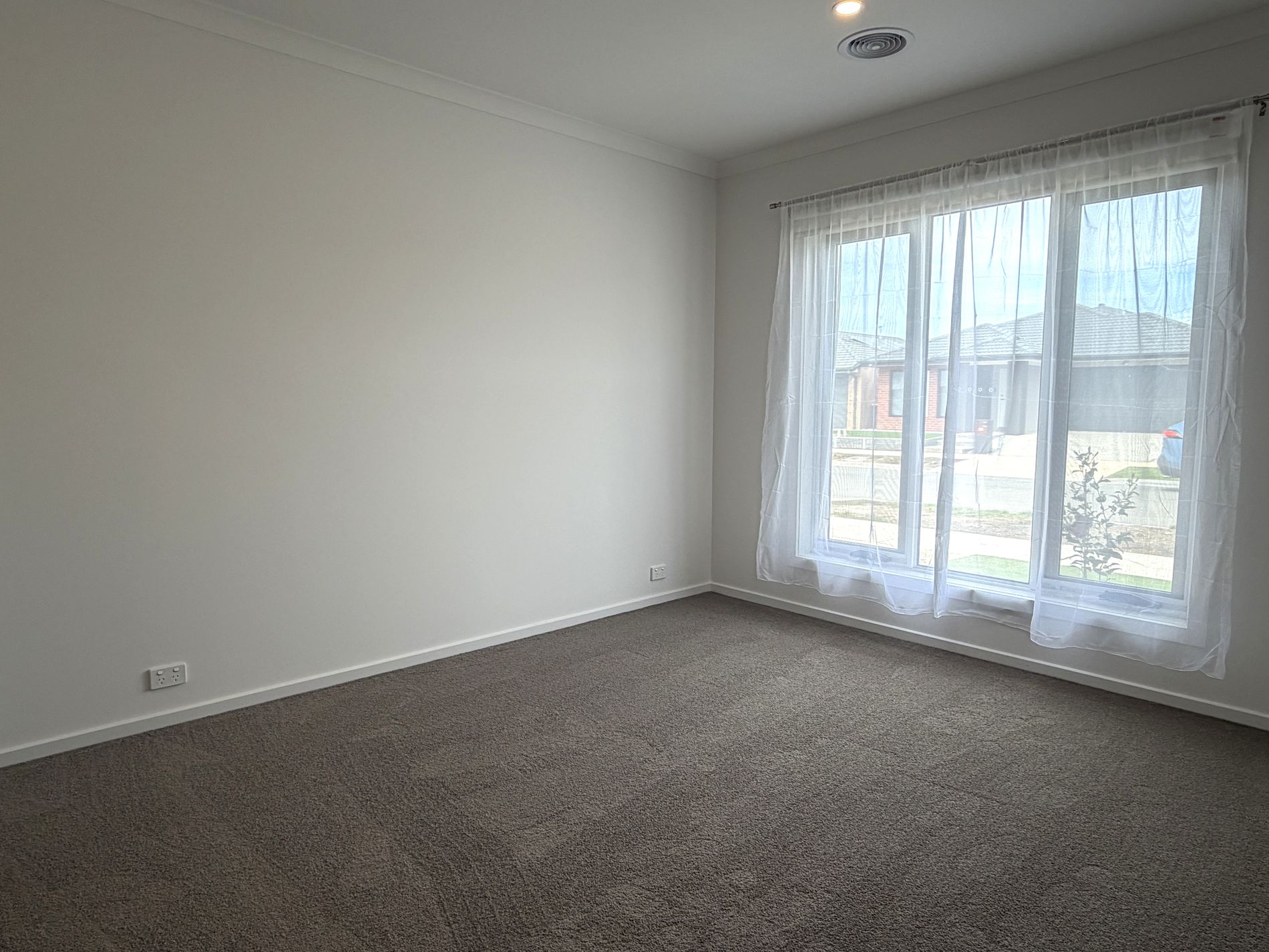 20 Swift Street, Charlemont