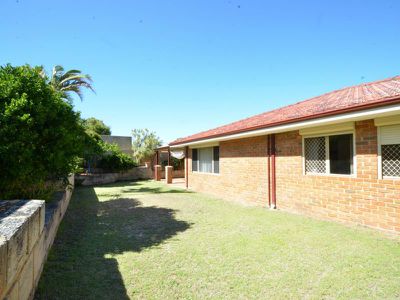 8 Rossetti Court, North Lake