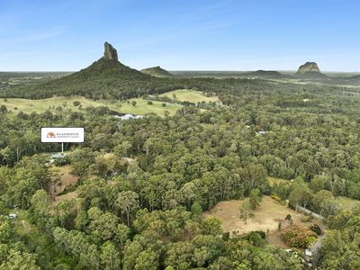 319 Mount Beerwah Road, Glass House Mountains