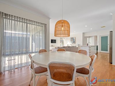 64 Serenity Street, Wellard