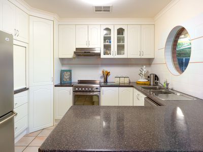 16 TEAL COURT , Wodonga