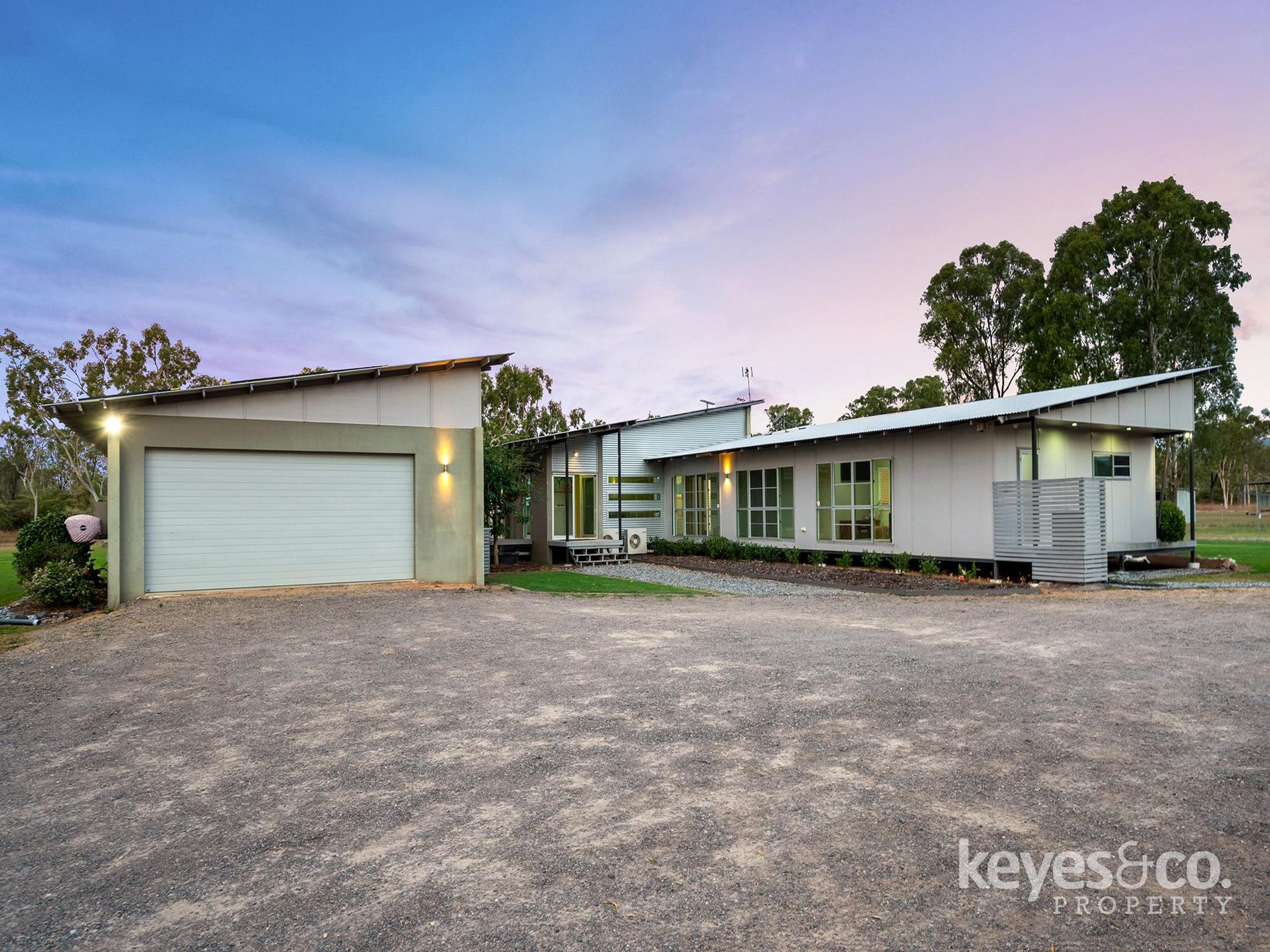24 Kens Court, Alice River