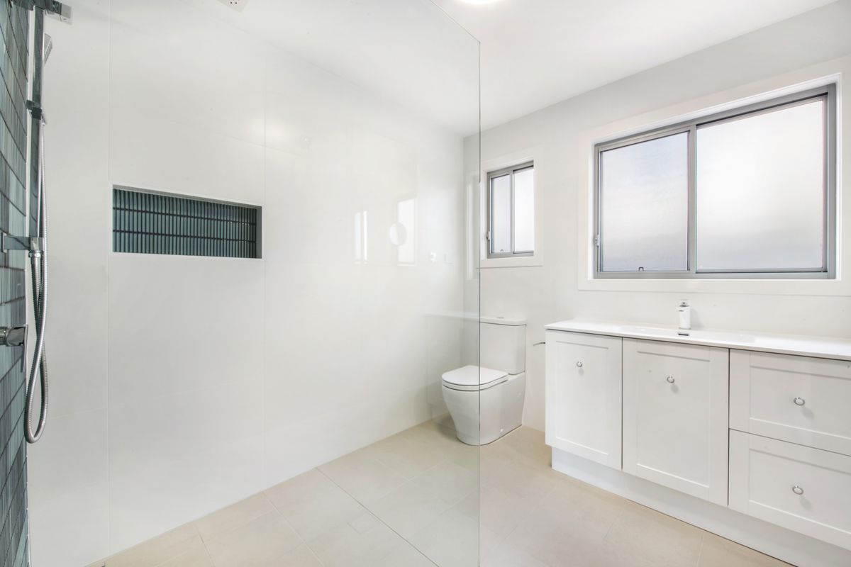 4 Henrys Road, Forresters Beach