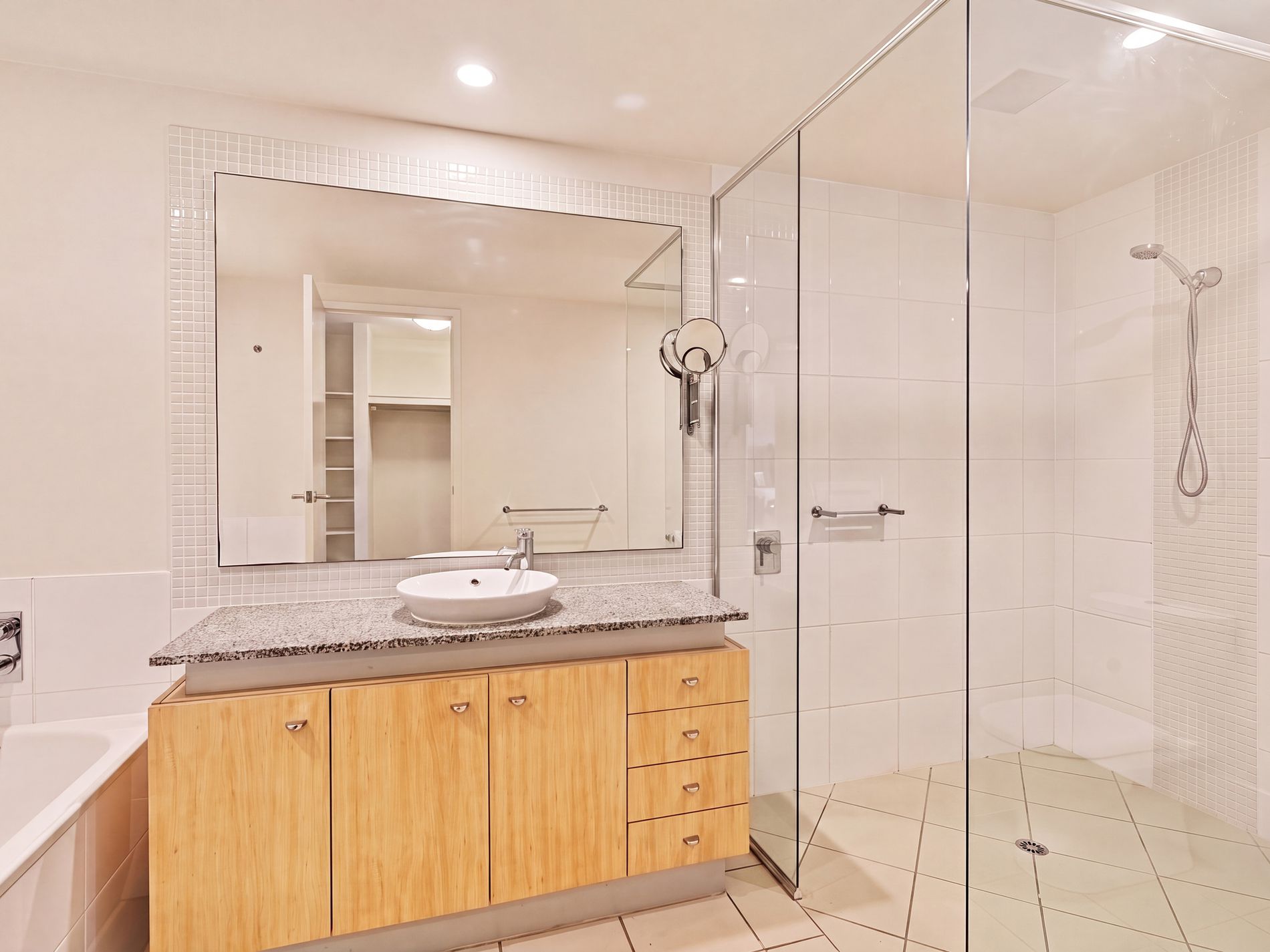 601 / 38 Mahogany Drive, Pelican Waters