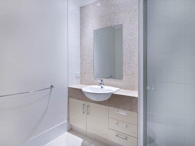 11 / 45 Tidewater Way, Ascot