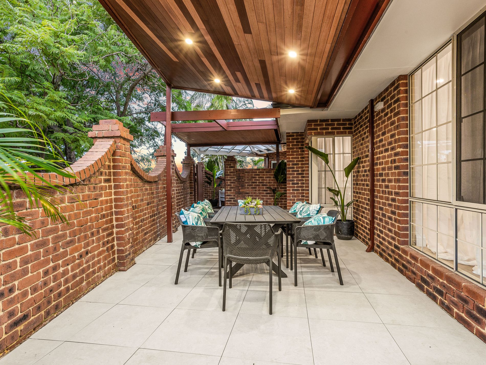 19 Lockett Crst, Winthrop