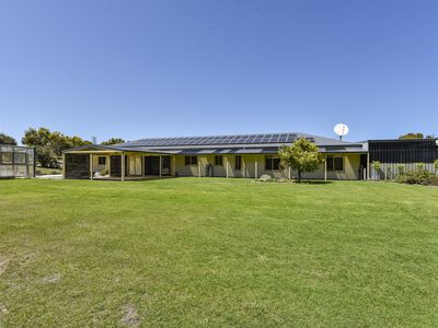 16 Admella Drive, Beachport