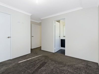 17 Persian Street, Eglinton