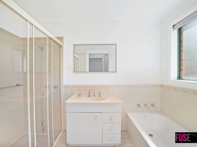 4 / 1 Blackall Avenue, Crestwood