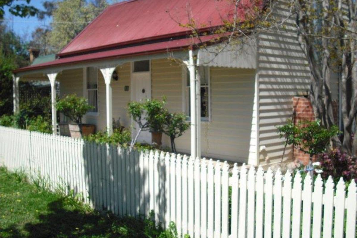 13 Bank Street, Avenel