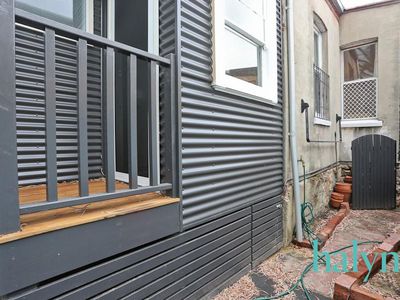 8 Lawrence Avenue, West Perth