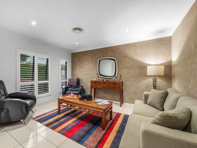 17 Senden Crescent, Manly West