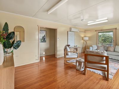 121 ENGLISH STREET, Manunda