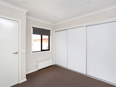 2 / 77 Willaton Street, St Albans