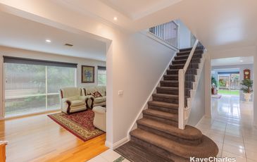 16 Highton Court, Beaconsfield