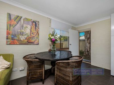 1 / 6 Boondoon Crescent, Ocean Shores