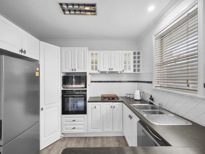 22  Martindale Cres, Seymour