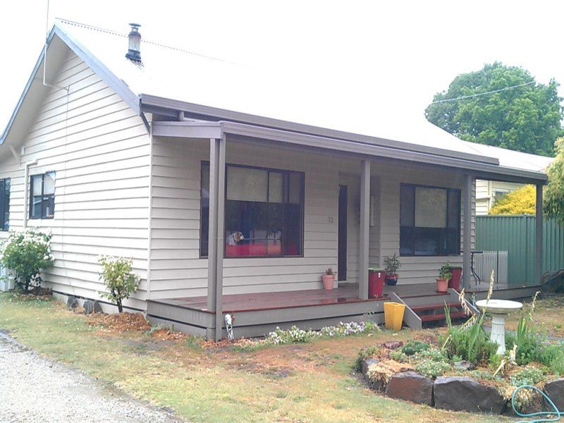 - Elvins Street, Mansfield