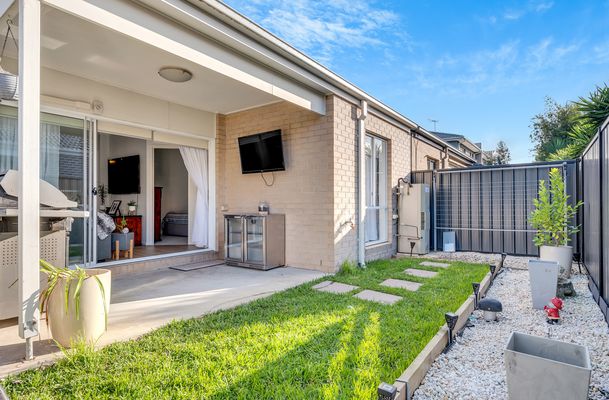 15 Kirkstead Grove, Craigieburn