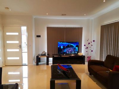 2 / 53 Wintersun Drive, Albanvale