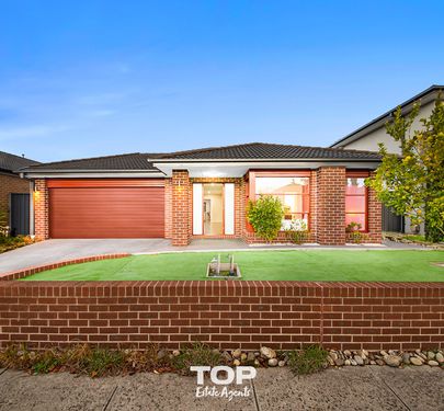 16 Cerbera Bend, Cranbourne North