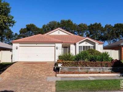 69 Skyhawk Ave, Hamlyn Terrace