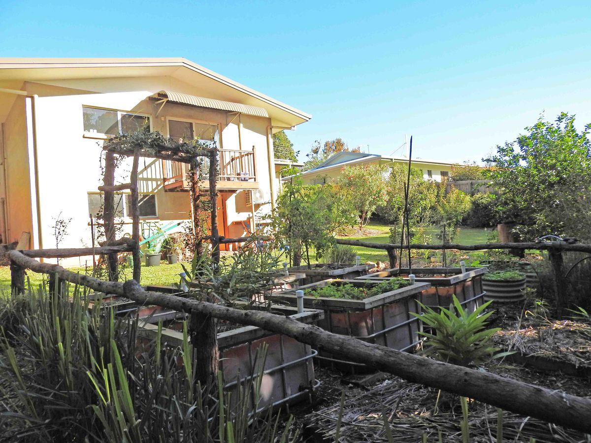 31 PUTT STREET, Atherton