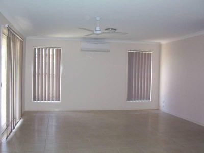 2 / 5 David Place, Kingaroy