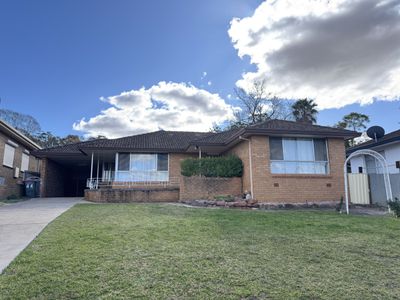 44 Ross Crescent, Griffith
