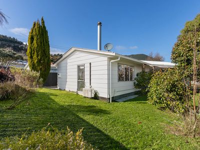 5 Hookway Grove, Paraparaumu