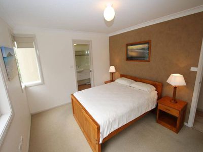 1 / 9-11 Beach Road, Hawks Nest