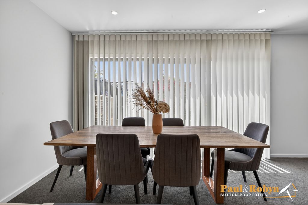 11A Woodberry Avenue, Coombs