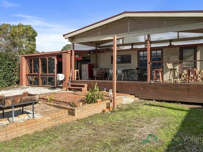 32 Young Crescent, Tawonga South