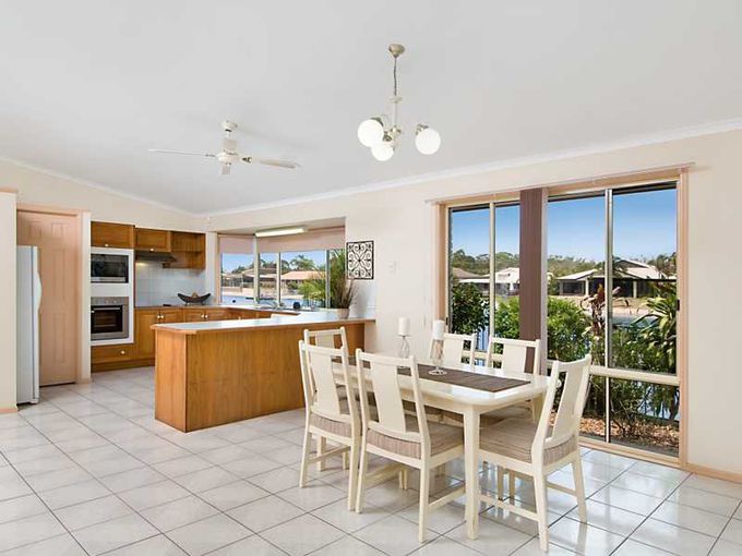 14 Chiswell Place, Maroochydore
