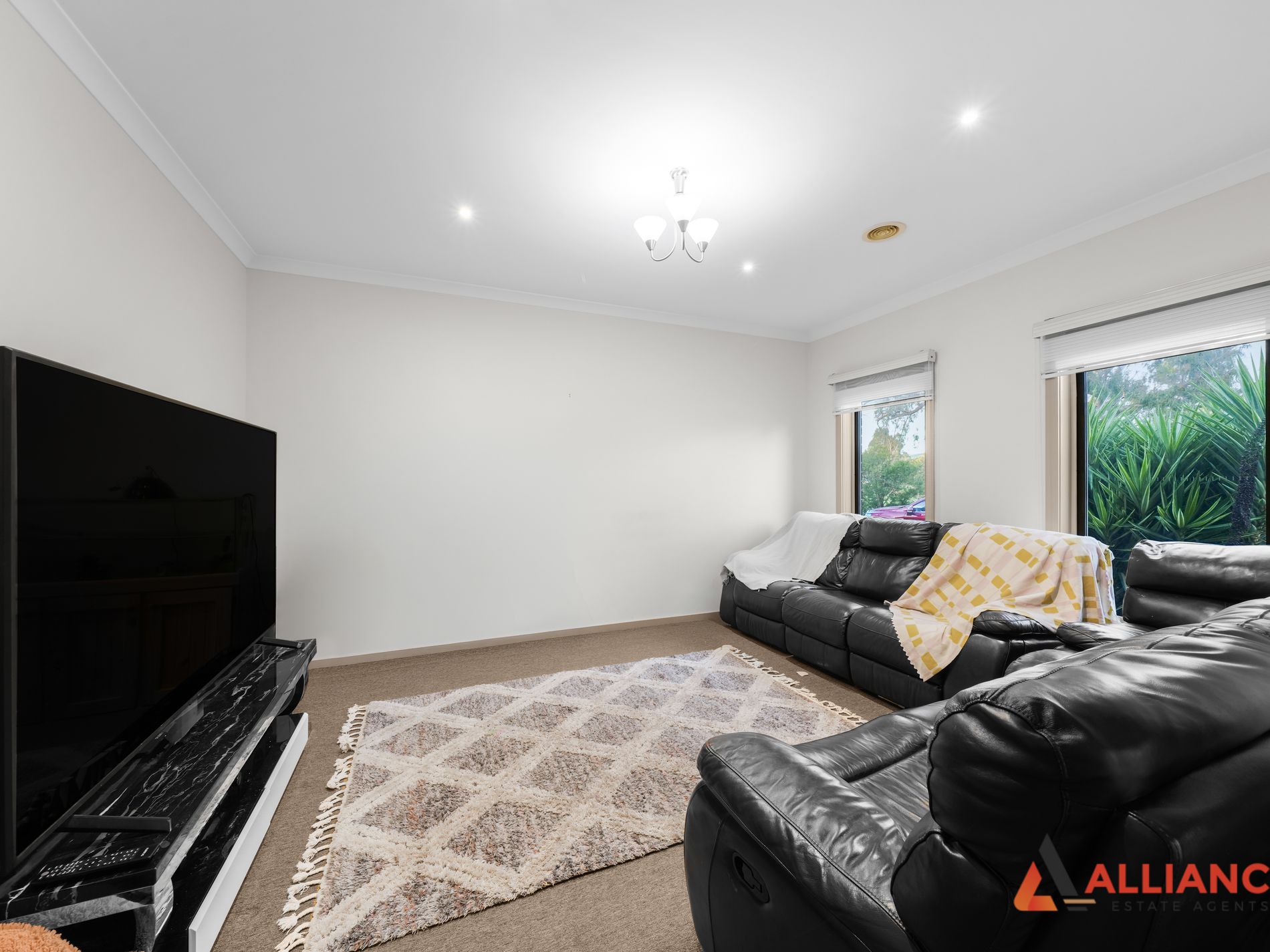 3 Dodd Lane, Epping