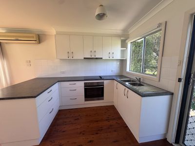 30 James Crescent, Kings Point