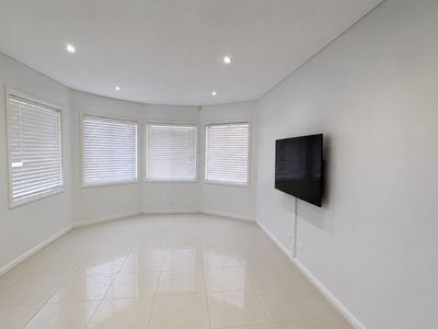 2b Alpha Street, Chester Hill