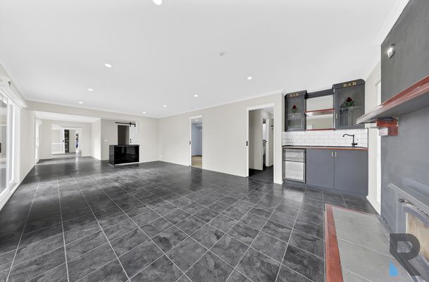 80 Mitford Crescent, Craigieburn